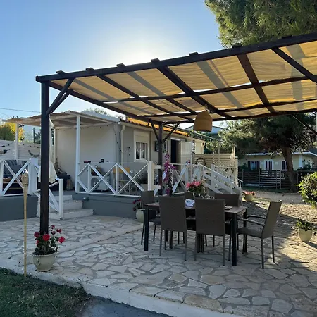 Konstadina House * Vasilikí